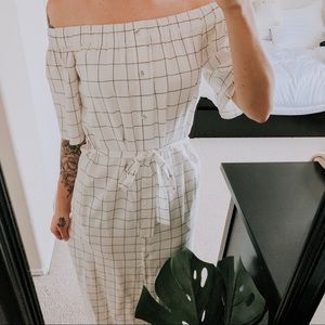Off the Shoulder Gridlock Midi Dress